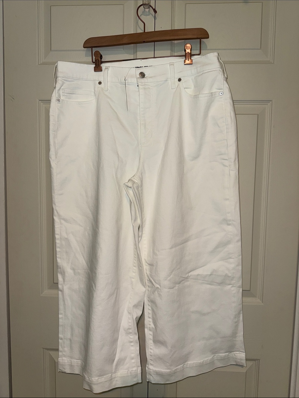 Lands' End White High-Rise Crop Pants